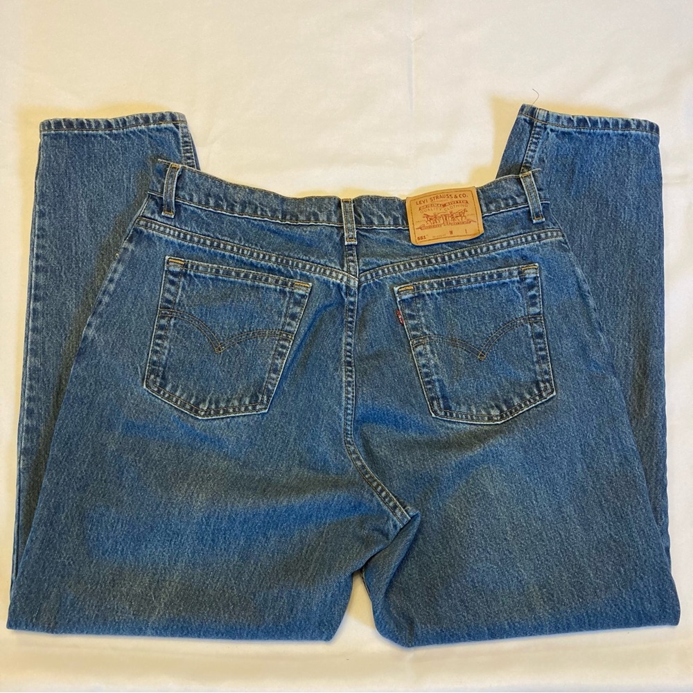 -Vintage Levi's 551 Relaxed Fit Made in Canada Blue Jeans Size 18--U.S. W35 L30